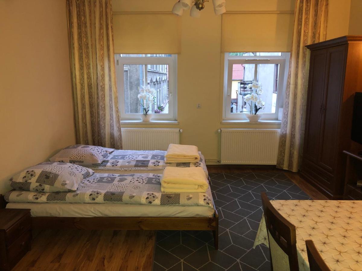 Апартаменты Apartament Na Zdrojowej Лёндек-Здруй Экстерьер фото