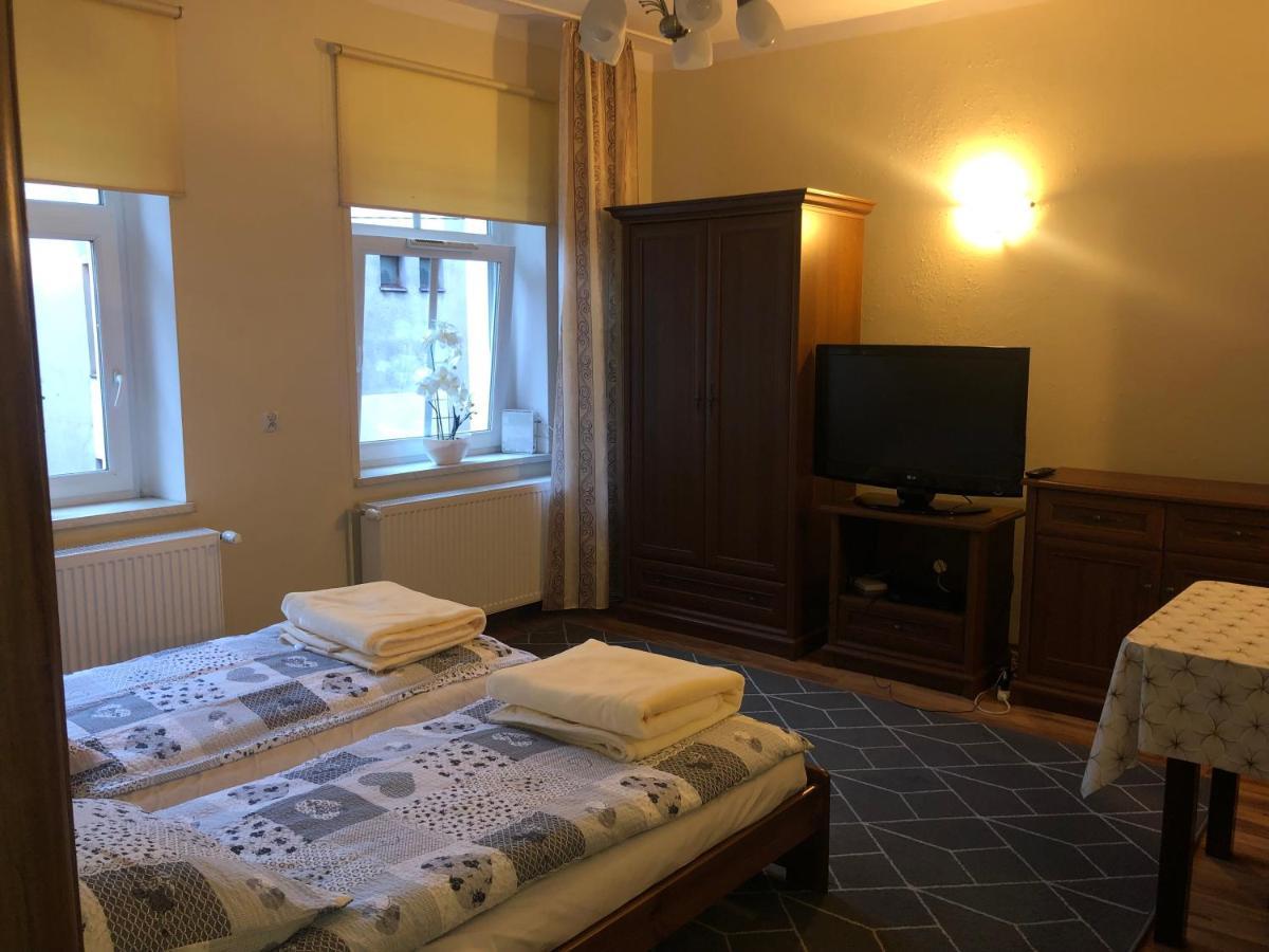 Апартаменты Apartament Na Zdrojowej Лёндек-Здруй Экстерьер фото